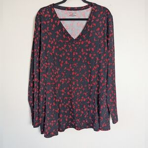 22/24 NWT Lane Bryant Black & Red Print Stretch V-Neck Top